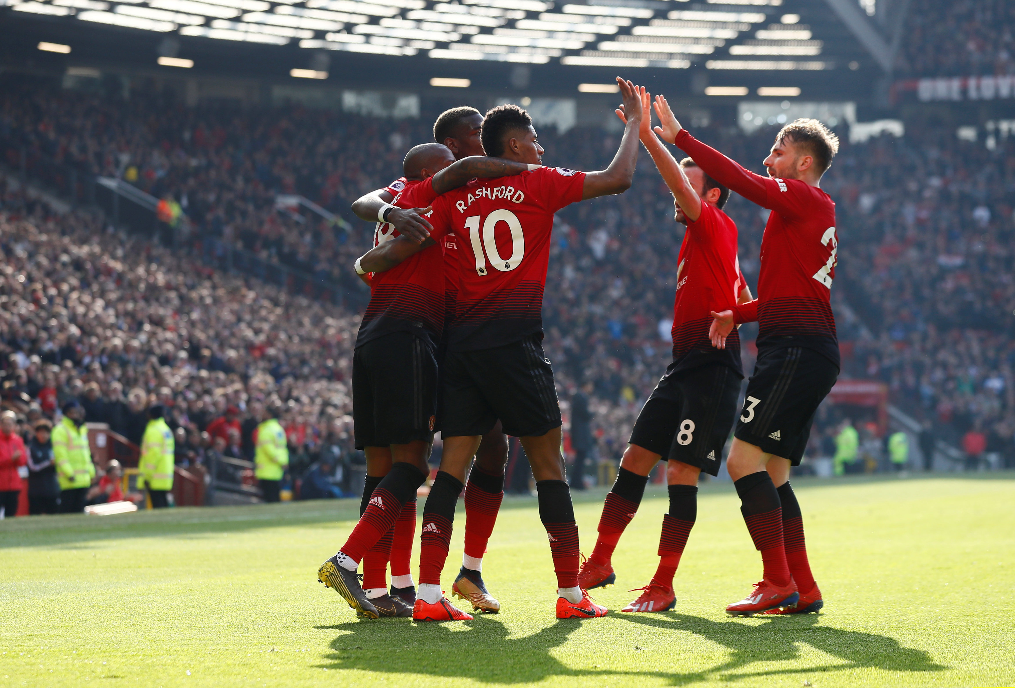 史密斯曾指 史密斯曾指