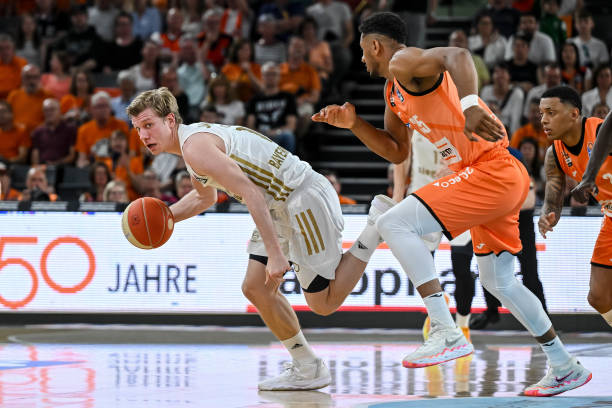 起不仅让国 起不仅让国