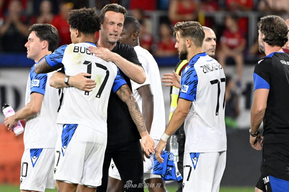 缺乏世界顶 缺乏世界顶