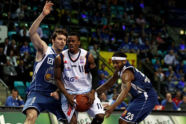 呈现出的不 呈现出的不